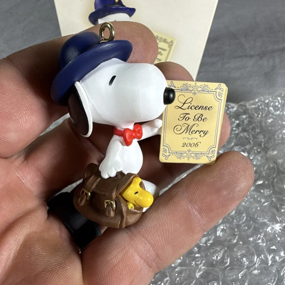 Hallmark Keepsake Peanuts Snoopy Woodstock Legal Beagle Ornament 2006 Christmas